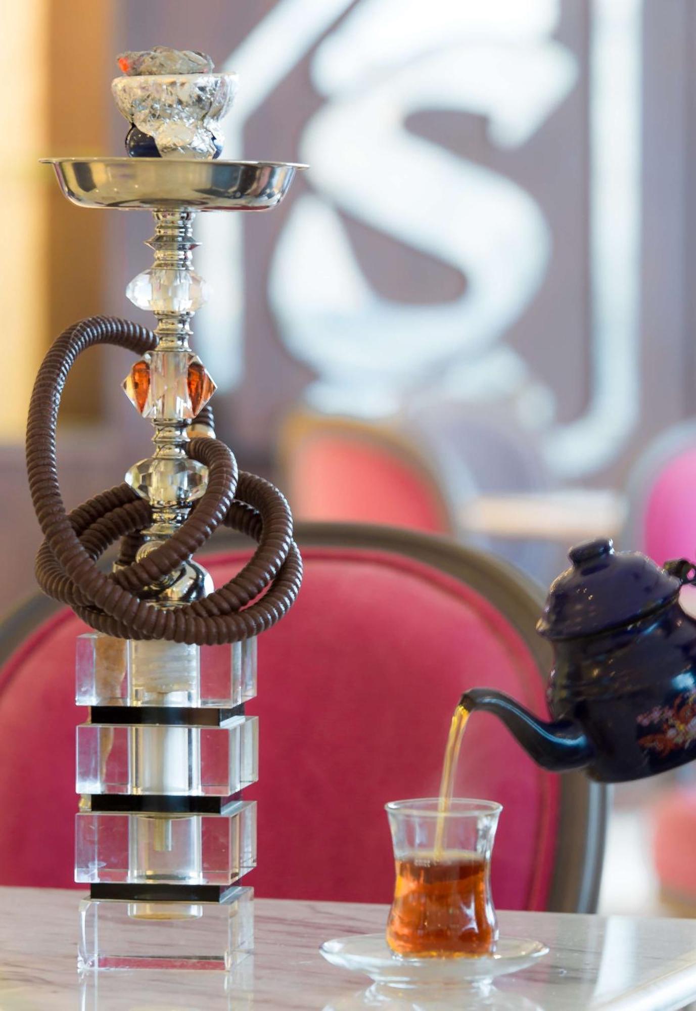 ホテル ヒルトン アレクサンドリア コーニシュ エクステリア 写真 A hookah